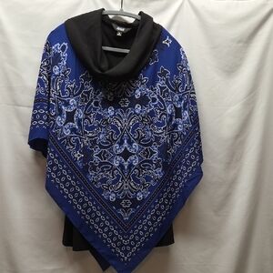 Slim Factor By Investments Hankerchief Blouse Blue Black Bandana Pattern XL